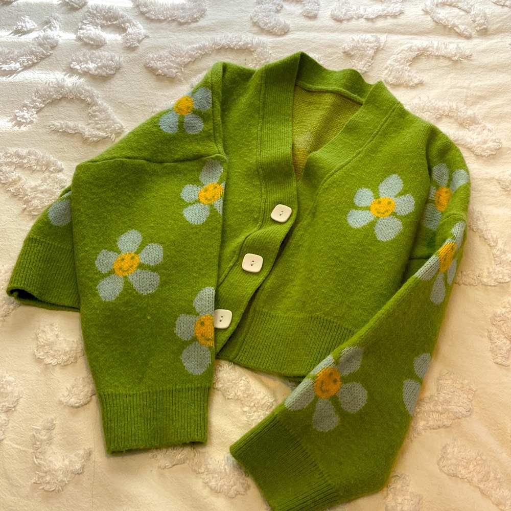 Sweater, Green Fuzzy Smiling Flower Cropped Cardigan